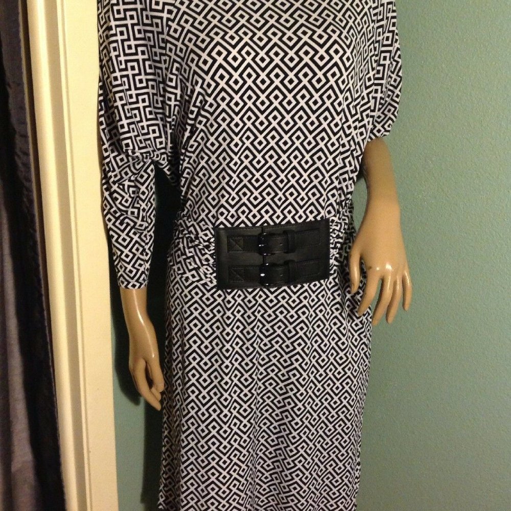 Michael Kors Small Black & White Geometric Dress